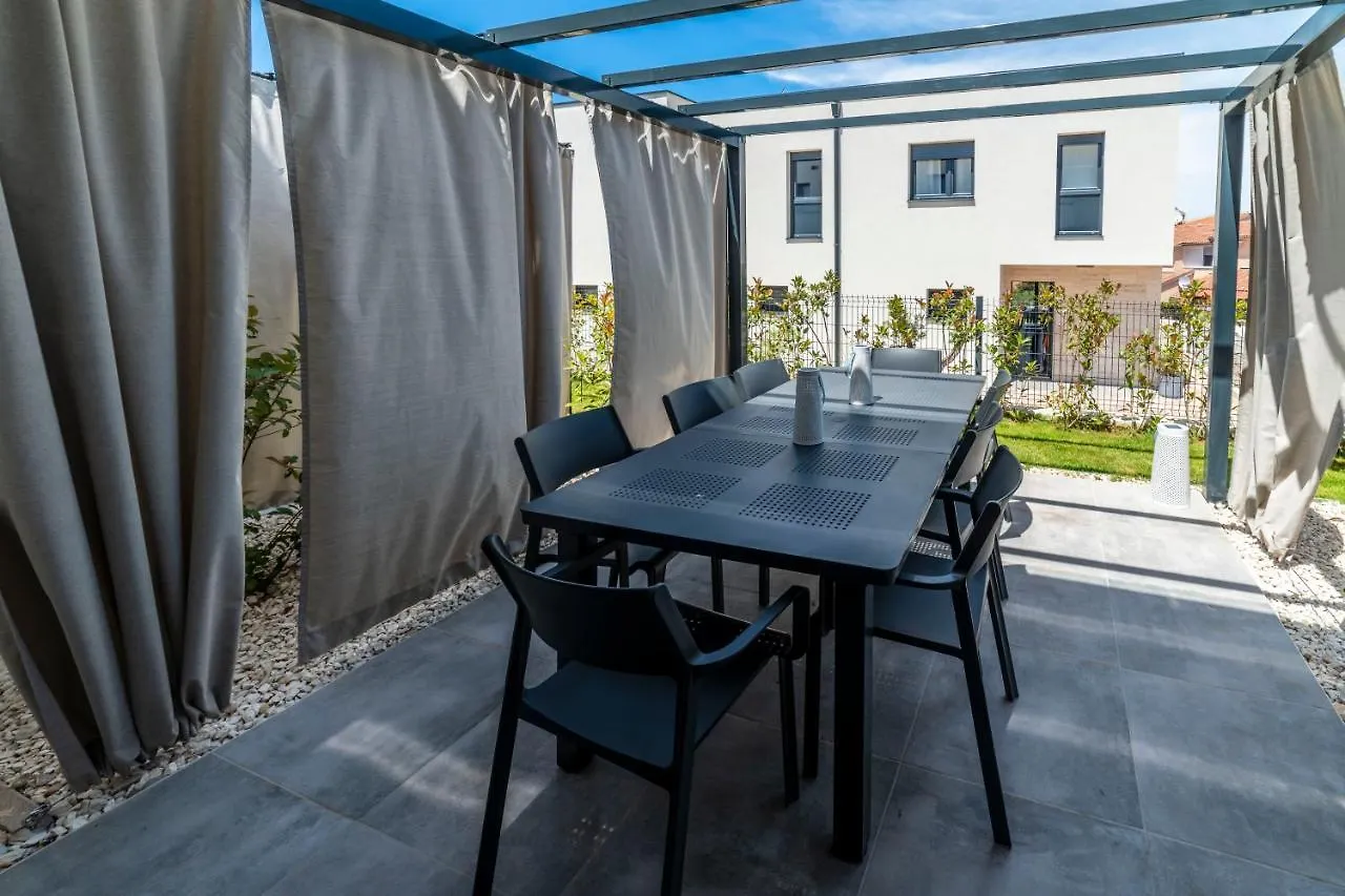 Pinna Residence - Sv. Jerolim Pula Kroatien