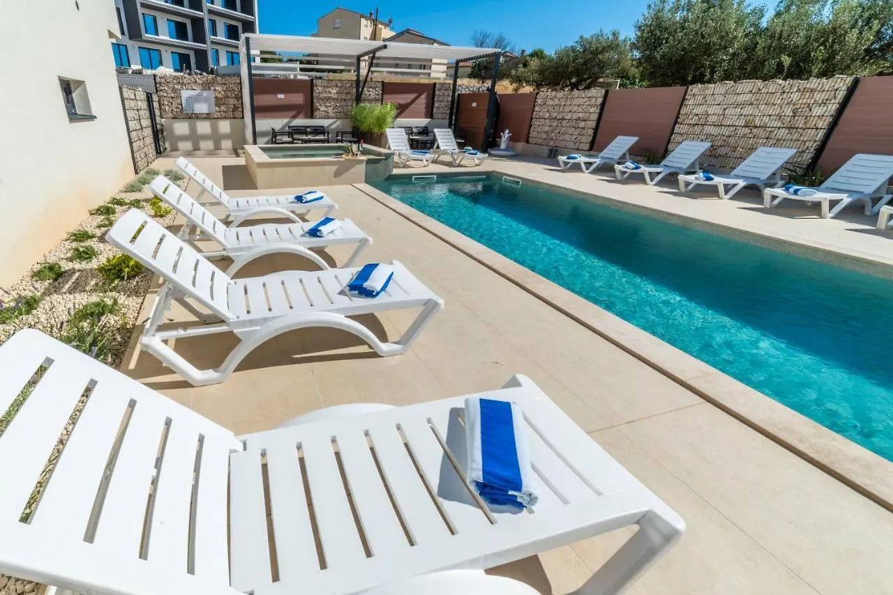 Pinna Residence - Sv. Jerolim Pula 0*,  Kroatien